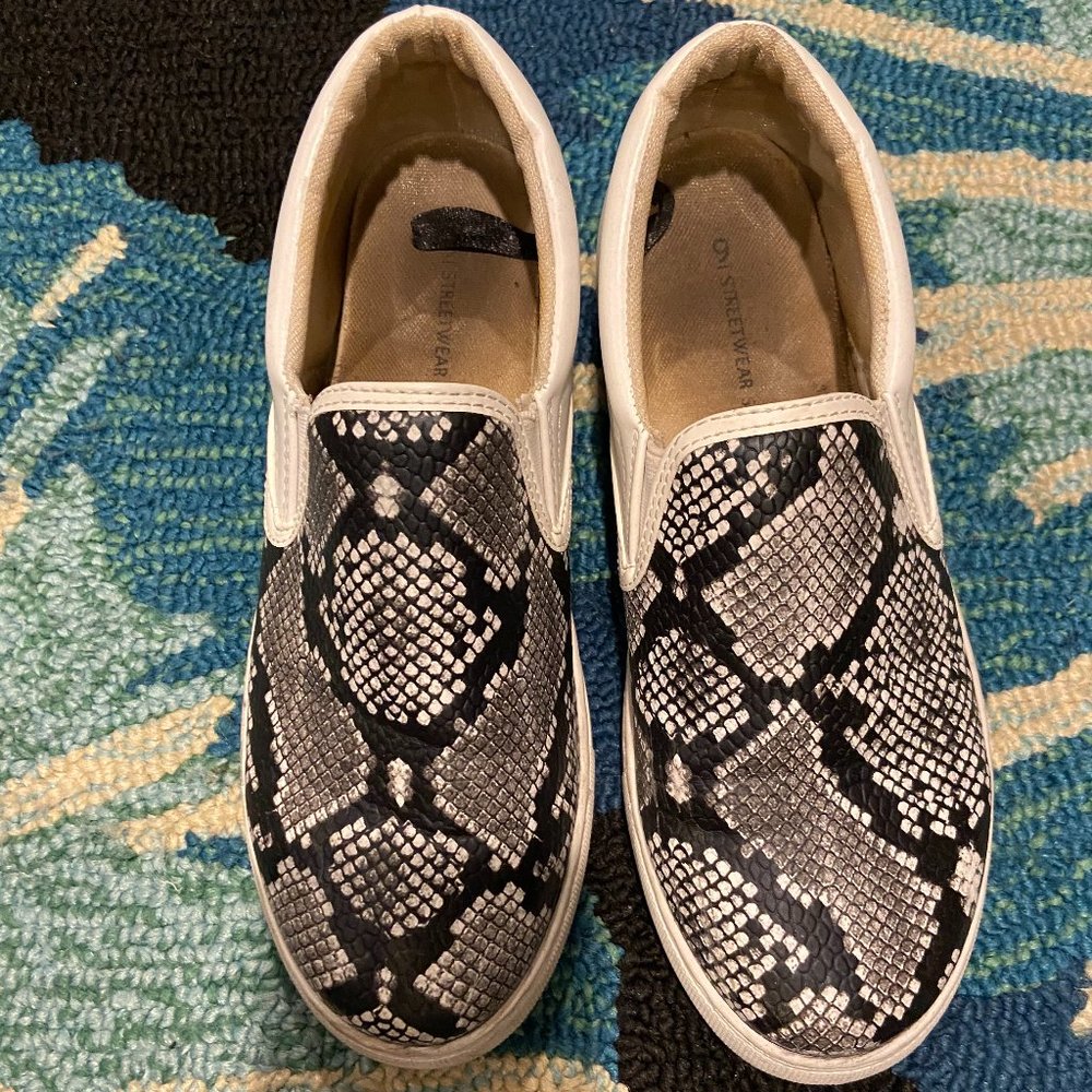 snakeprint shoes